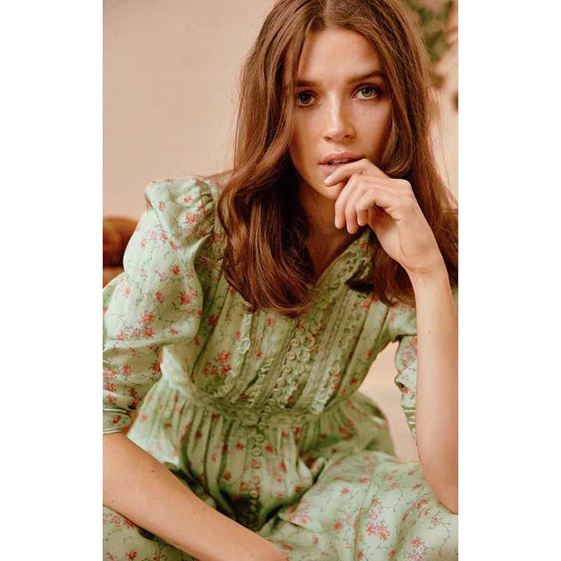 

Женское шелковое атласное платье миди с длинным рукавом и цветочным принтом