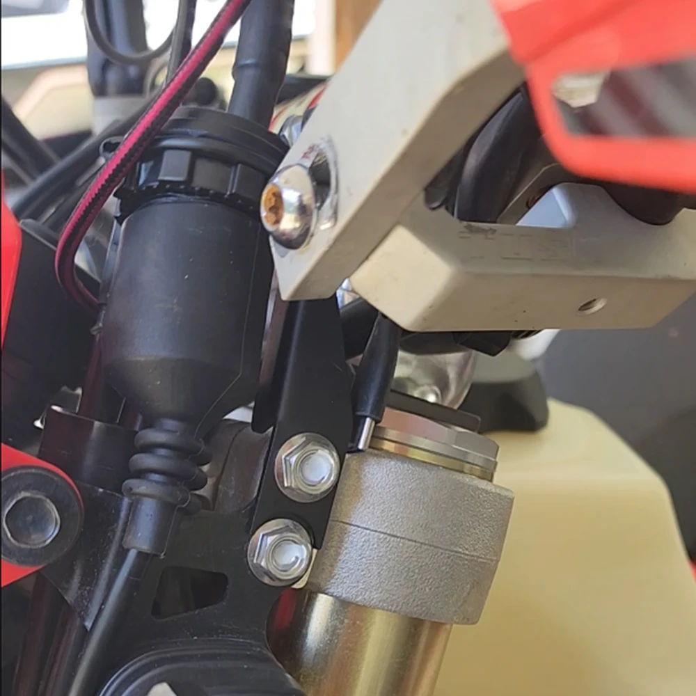 Фото Комплект аксессуаров DC 12V с разъемом для подключения, совместимый с Honda CRF 450L / 450RL (2019 г. - настоящее время) №5