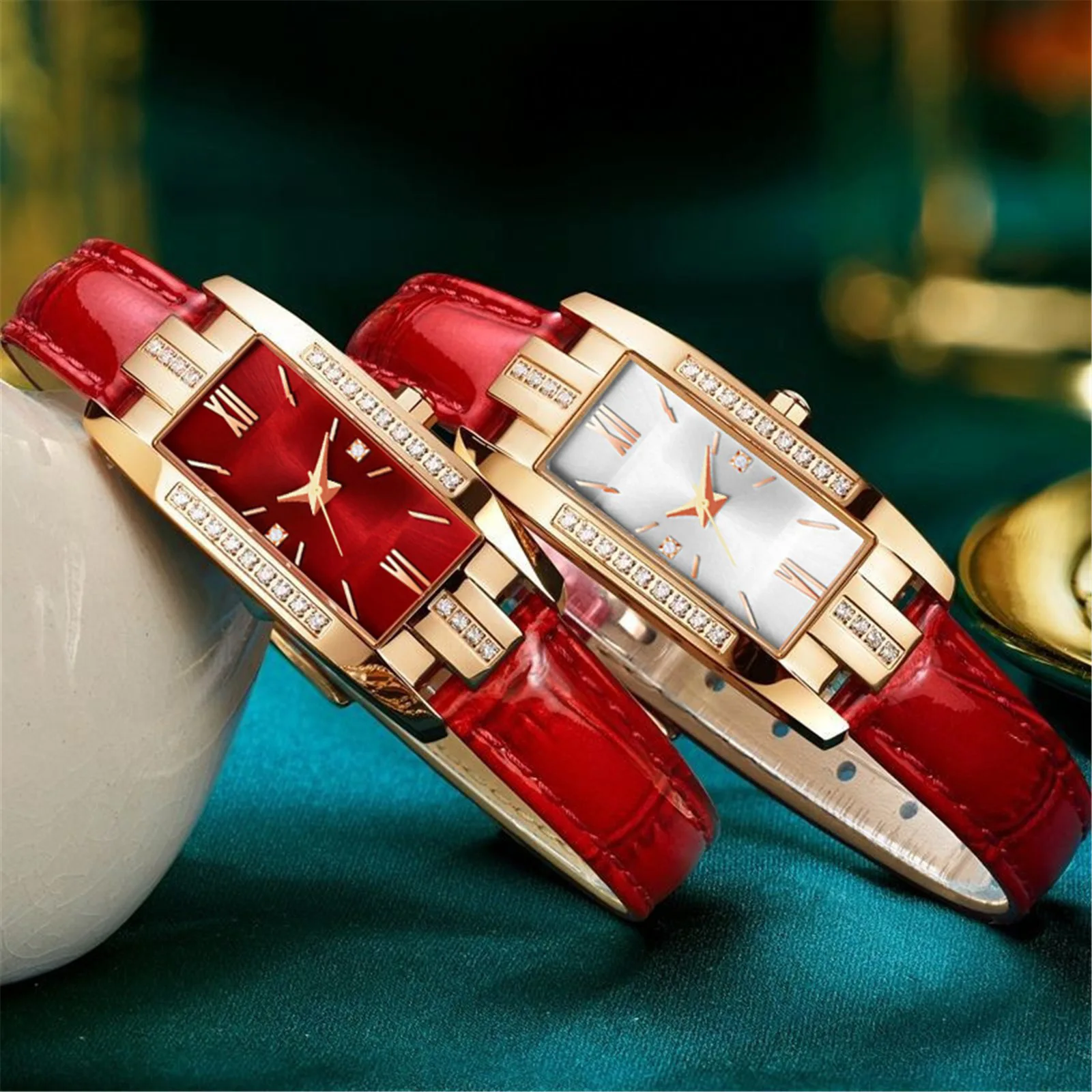 High Quality Classic Retro Women's Belt Quartz Square Green Quartz Watch Student Women's Wear Clock Luxury Style