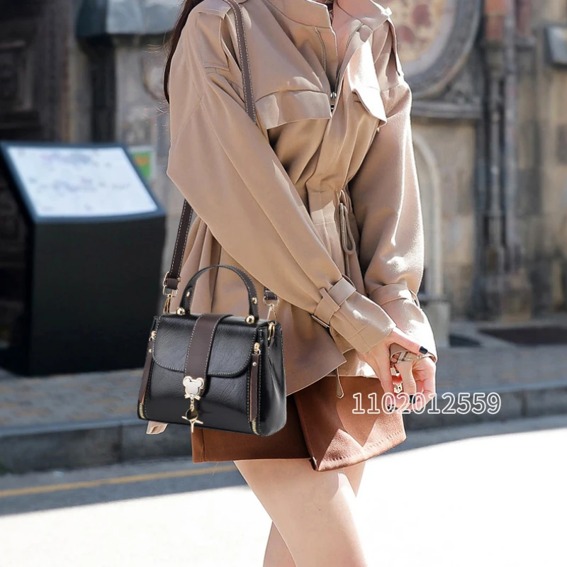 Disney Mickey's New Women's Bag Luxury Brand Women's Handbag Large-capacity Fashion Trend All-match One-shoulder Oblique Bag