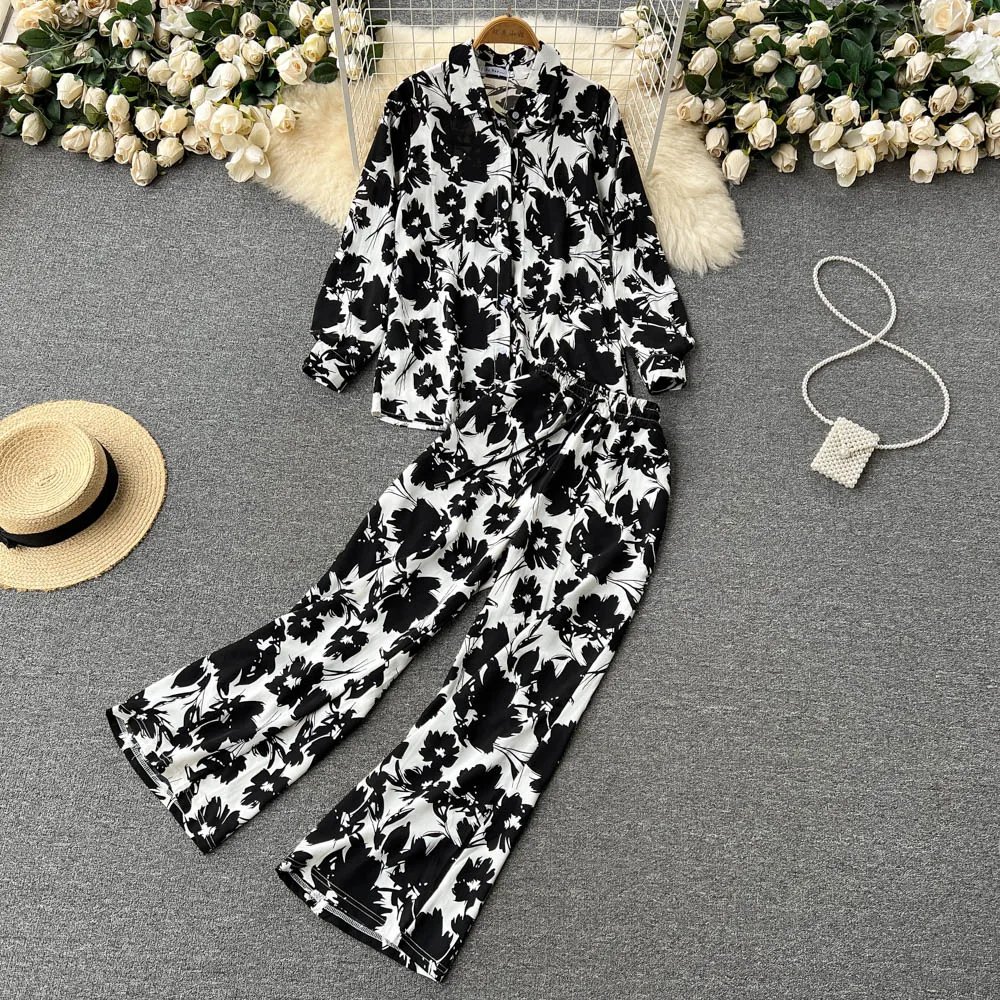 

Celebrity Suit Female Holiday Western-style Printing Loose Long-sleeved Shirt High Waist Wide Leg Pants Fashionable 2-piece Set