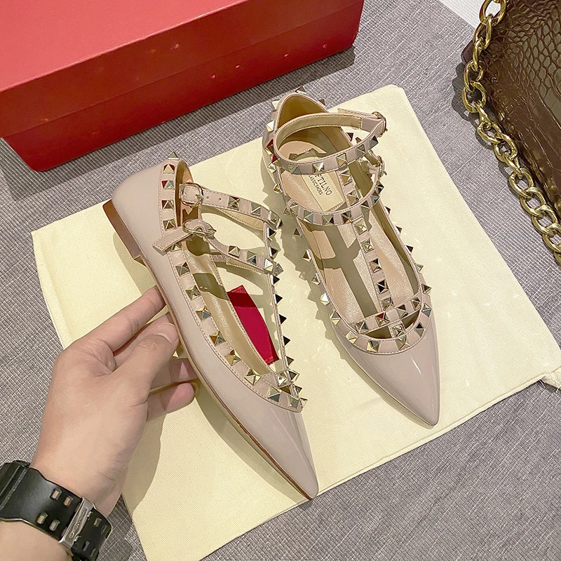 Women's Flat Shoes Luxury Brand Rivet Shoes Designer Pointed Toe Ankle Strap Ladies Casual Comfortable Flat Heel Shoes With Box