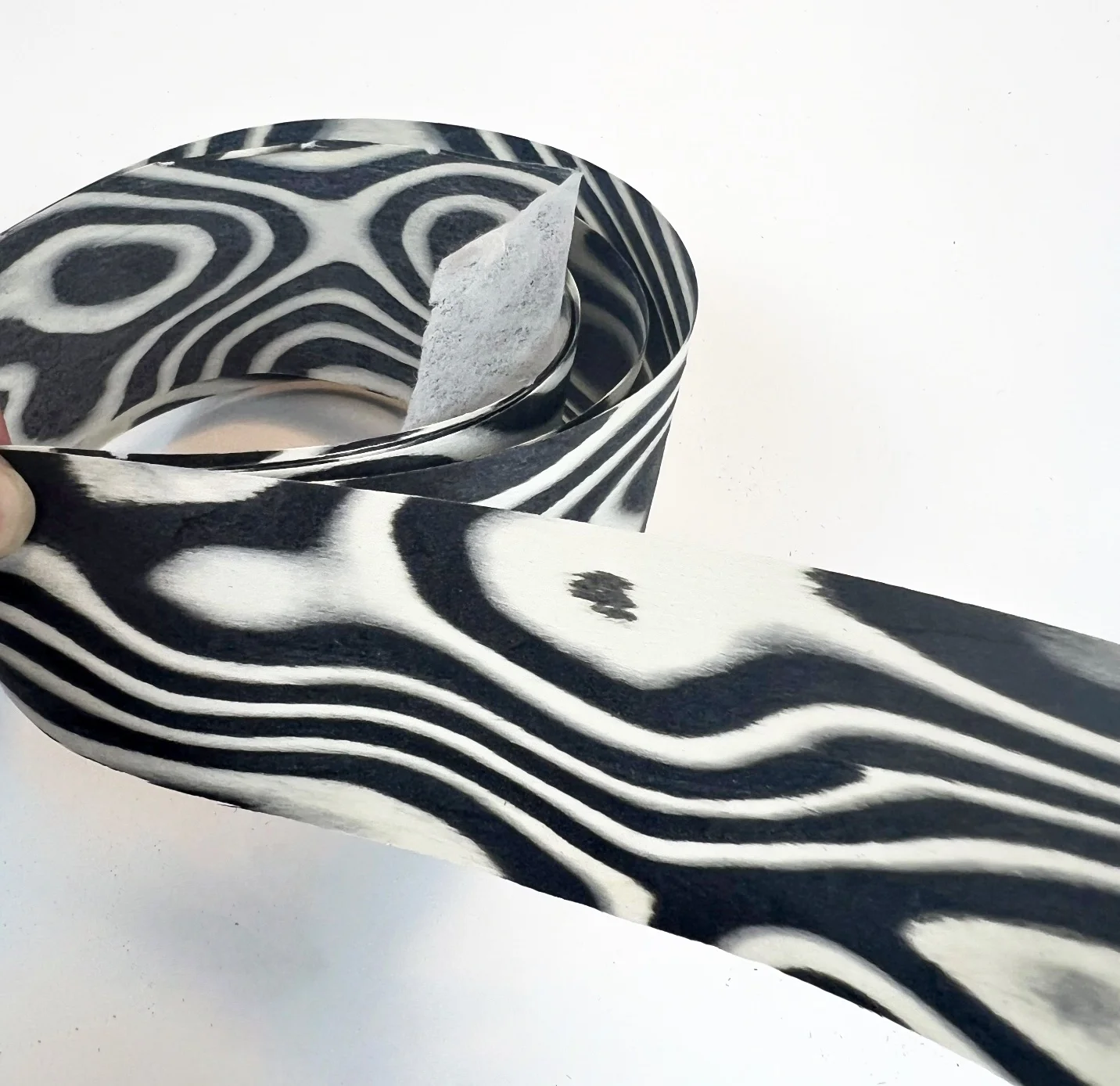 L: 2 5 метров ширина: 45 мм T: 0 25 Технология Черный Белый шпон украшение кромки