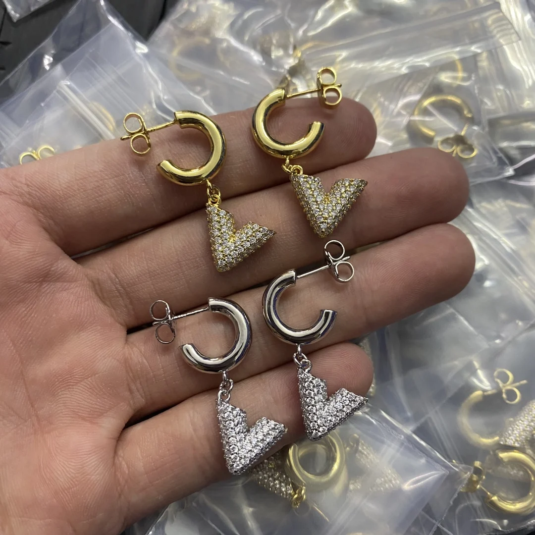 

European and American fashion retro V letter diamond inlaid Pendant Earrings