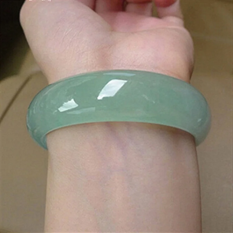 Изумрудный ледяной цвет зеленый нефритовый браслет Женский кварцевый оптовая