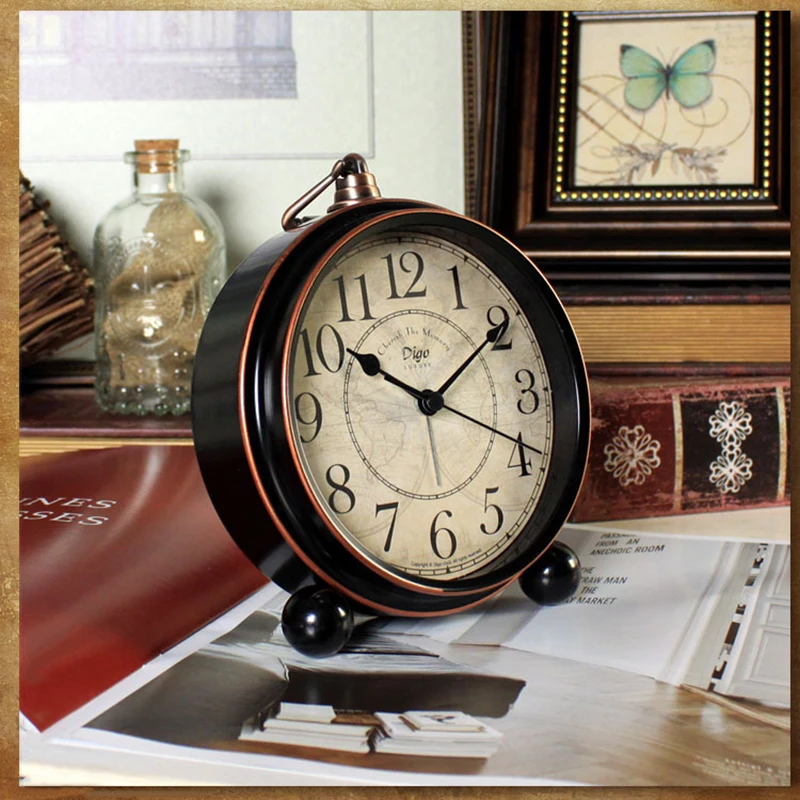 

Creative Electronic Retro Clock New Exquisite Bedroom Small Alarm Clock Home Living Room Decoration Ornaments Clock Can Be Hung