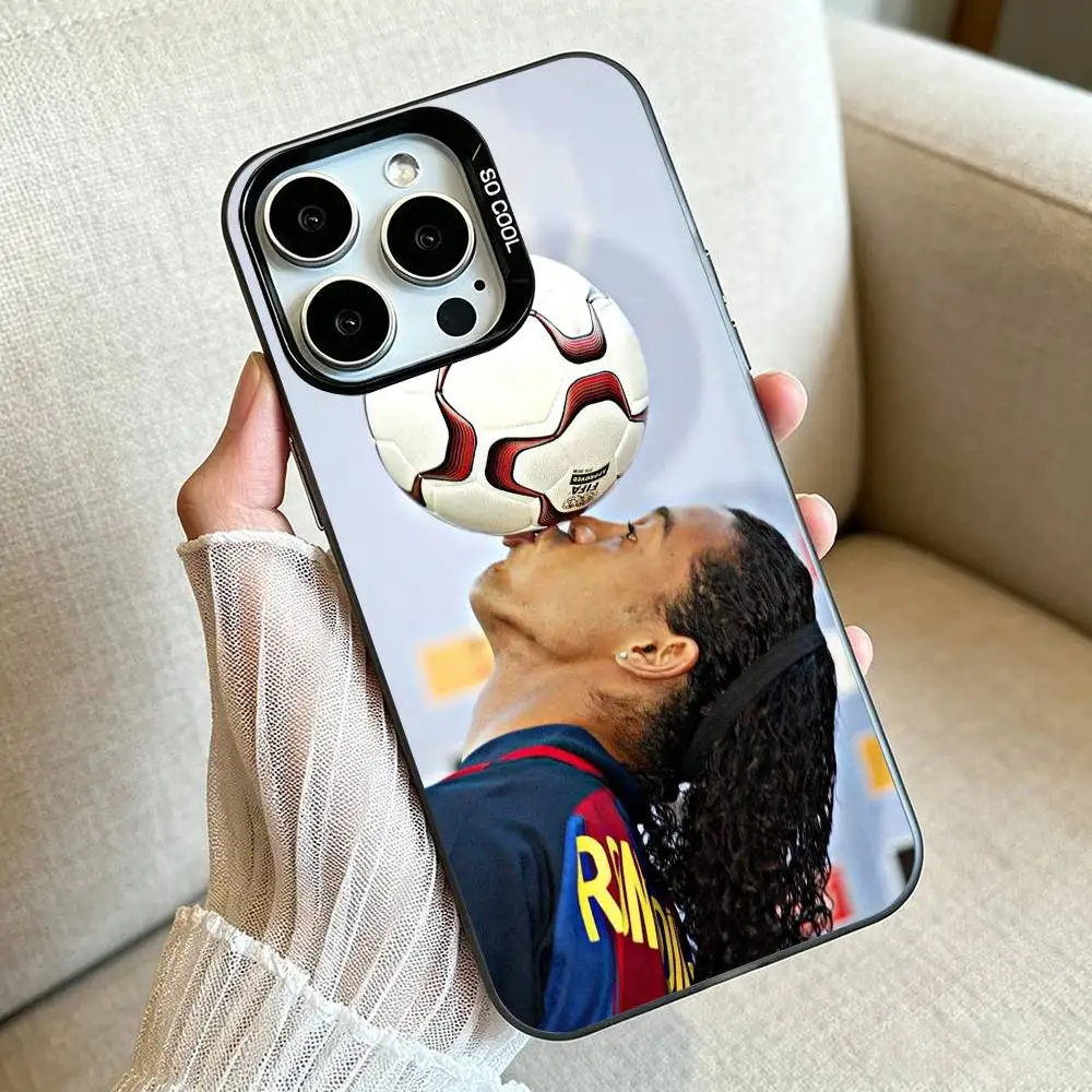 Фото Чехол для телефона Ronaldinho Football 10 для iPhone 17/12/13/11/14/15/16 Pro Max Plus, цветной серебристый, защитный чехол. №3