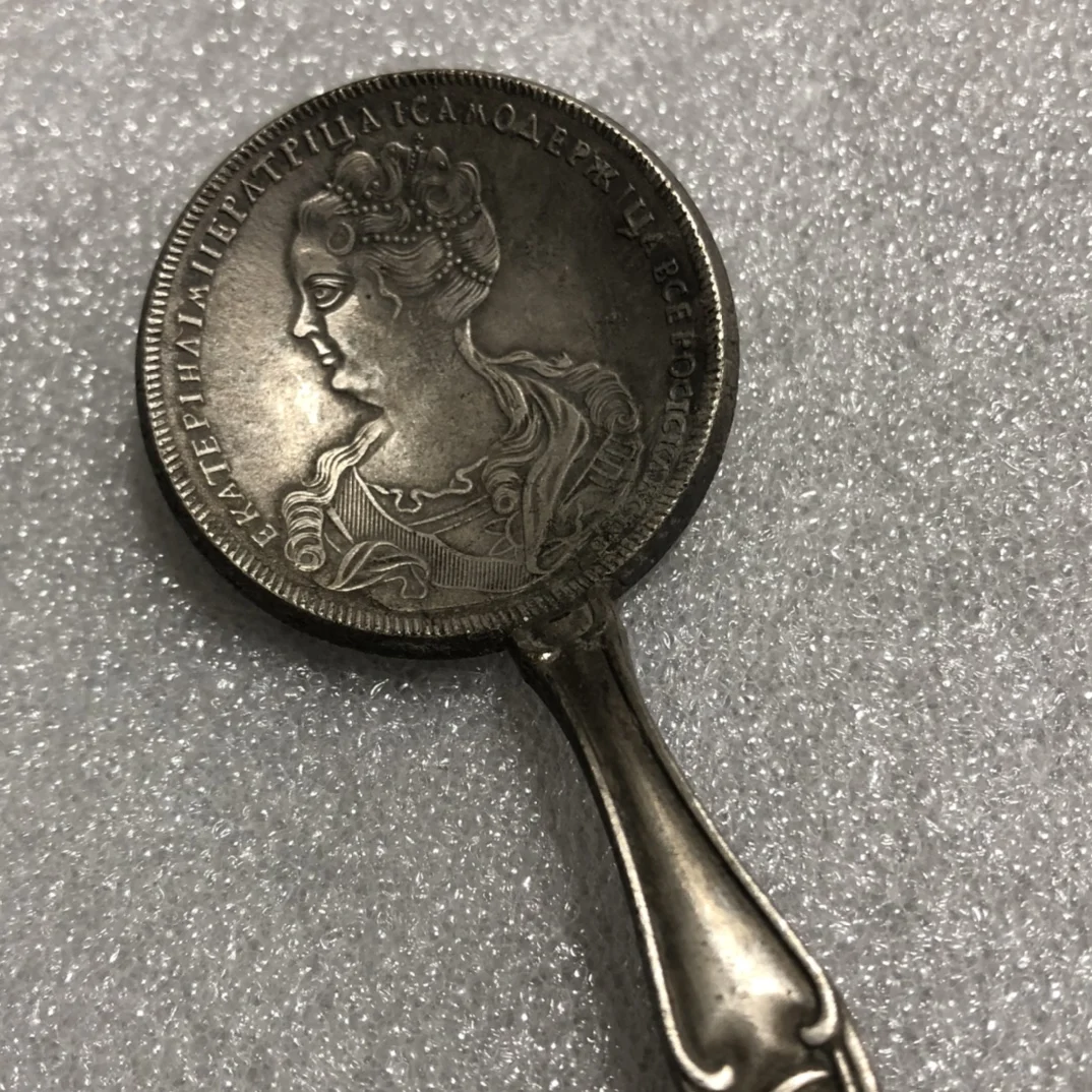 

Pure Copper Silver-plated Spoon Home Craftsmanship Fine Figure Sculpture Carving