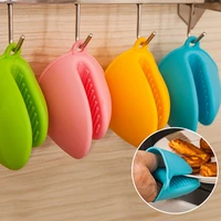 1pc thicken silicone gloves kitchen clips heat resistant non slip microwave oven mitts for baking bowl pot clip kitchen gadgets