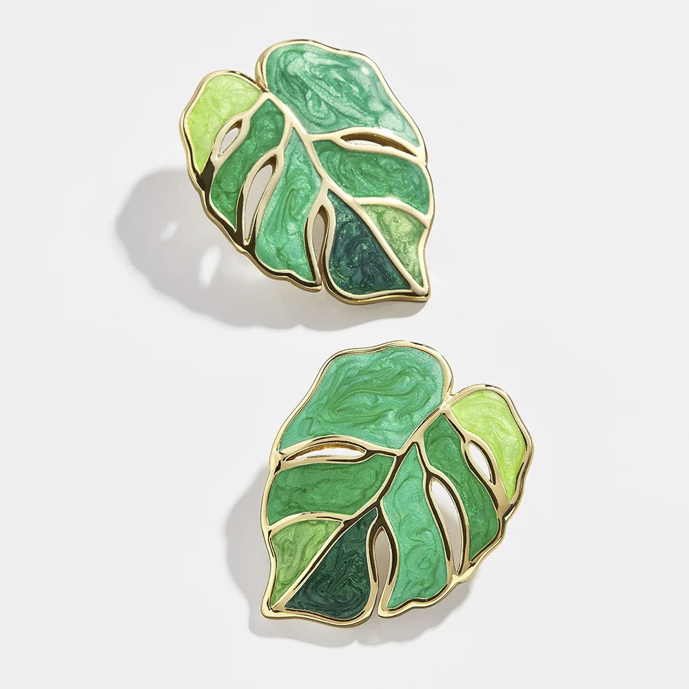

Korean Fashion Green Color Art Drop Oil Leaf Earrings for Women Ladies Studs Enamel Earrings Jewelry Wholesale