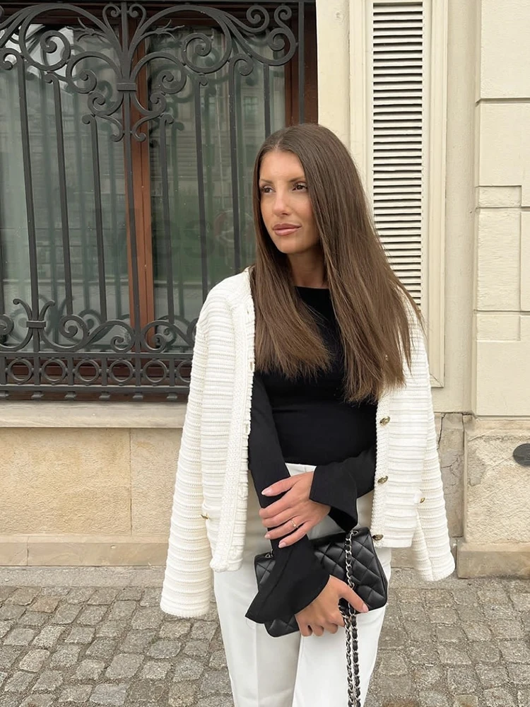 Женский кардиган MD 2024 новый стиль дизайн маленьких пуговиц с ароматом текстурный