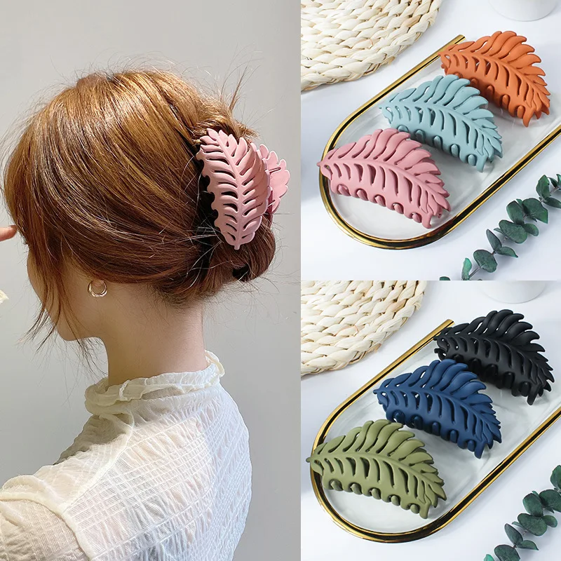 

Matte Colored Leaf Shaped Hair Claw Frosted Women Grab Clip Bun Korean Lady Girl Hairpin fashion Hair Styling Tools Accessories