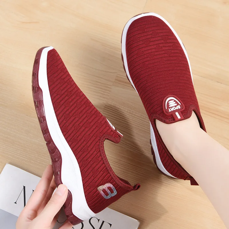 New Fashion Summer Breathable Sneakers Women Sports Shoes Light Mesh Walking Flats Women's Running Shoes Slip-on Woman Loafers