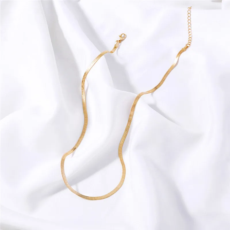 

NurmWung Alloy Clavicle Chain Necklace For Women Snake Bone Chain Charm Choker Boho Fashion Jewelry Gift Trendy Accessories