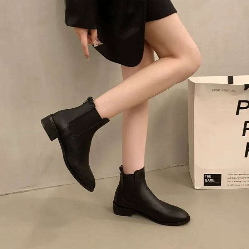 Новинка 2024 года осенне-зимняя обувь для женщин водонепроницаемые короткие