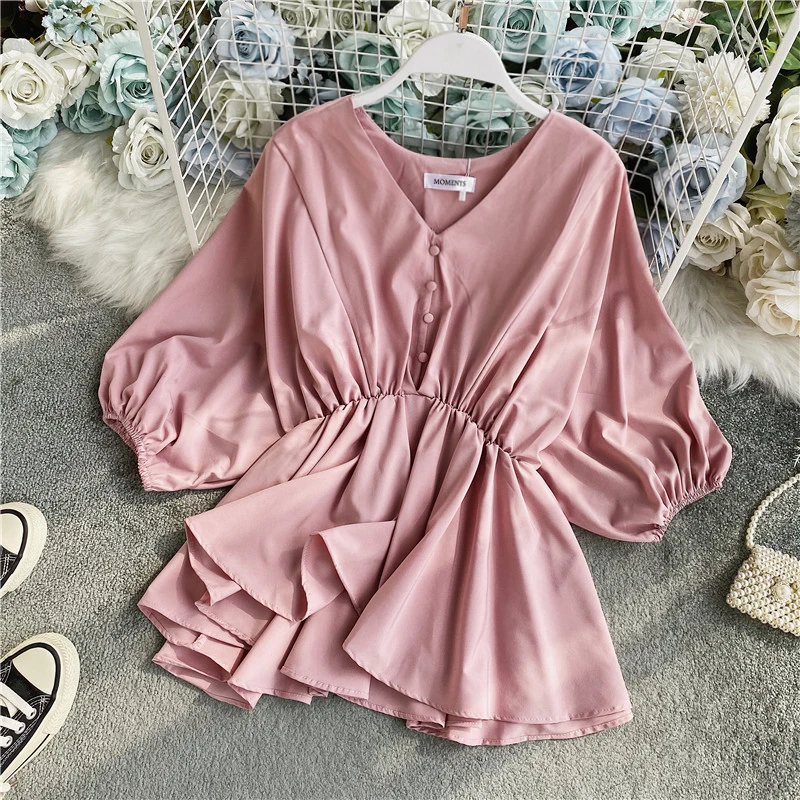 

Summer New Loose Sweet Girly Shirt Korean Version V-neck Bat Sleeve Shirt Waist Slim Top