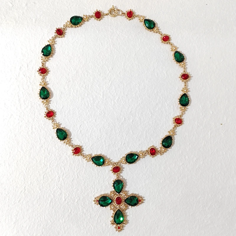 

Luxury Crystal Statement Choker Cross Necklaces for Women Accossery Party Jewelry