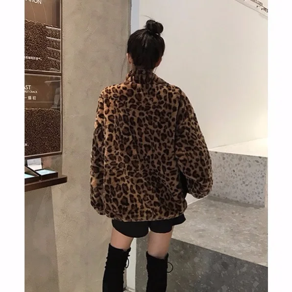 Winter Faux Fur Leopard Coat Women Plus Size Cotton Thickened Korean Warm Loose Plush Coat Women Jacket