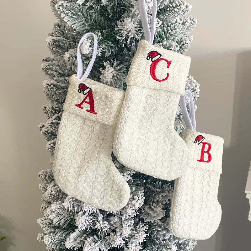 

26 Letters Simple Letter Christmas Socks Warm and Comfortable Men and Women Socks Window Decorations 2023 New Christmas Socks