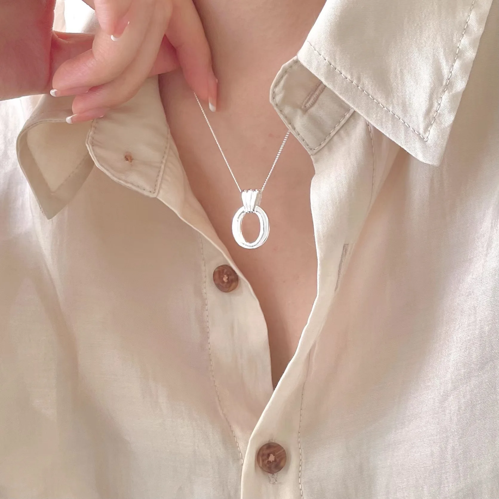 

Женское серебряное ожерелье, геометрические индивидуальные серебряные украшения, простое круглое геометрическое ожерелье из 18-каратного ...