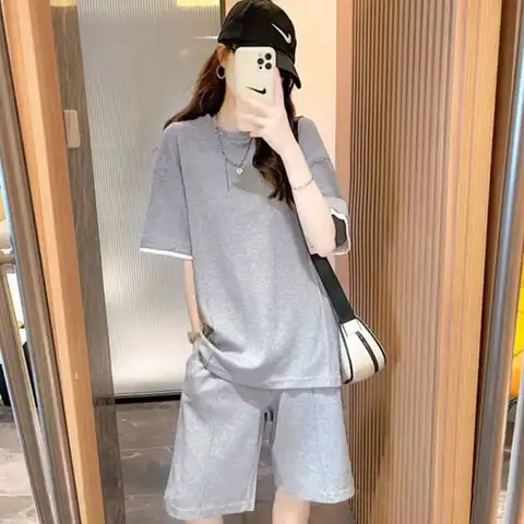 Leisure Sports Style T-shirt Set Women's 2023 Summer Korean Fashion Short Sleeve Top Split Mid pants Two Piece Set Fashion