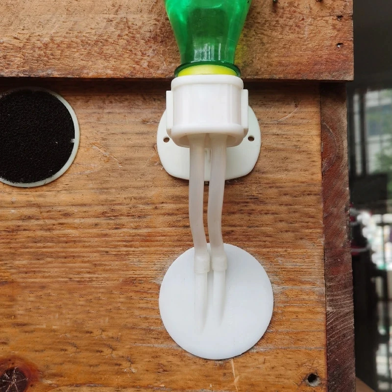 

Автоматическая кормушка для пчел SR0050