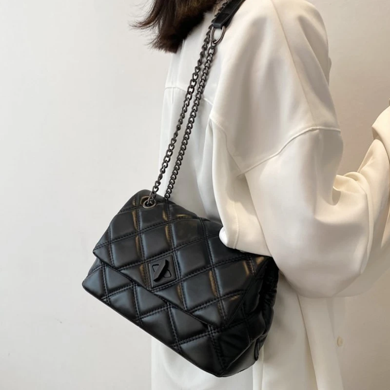 

2022 Fashion Shoulder Bag Women Travel Bags Leather Pu Quilted Bag Luxury Handbags Women Bags Designer