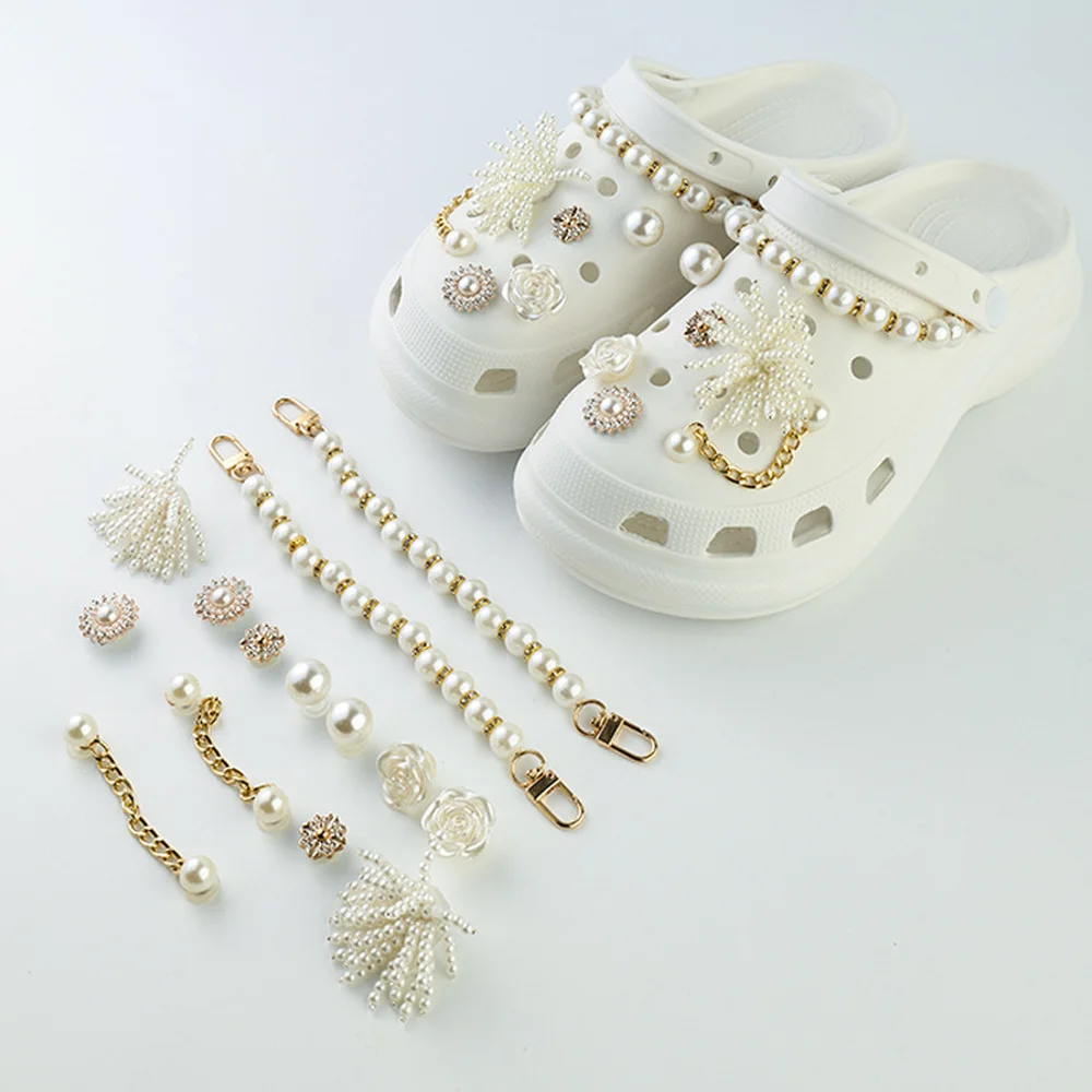 Luxury Shoes Accessories Set Croc Charms Designer DIY Pearl Chain Shoes Decaration Charms for Croc JIBS Clogs Women Girls Gifts
