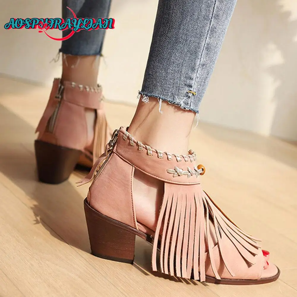 

Женские босоножки с бахромой, удобные босоножки в стиле ретро, с римскими кисточками на каблуке, удобная летняя обувь в этническом стиле, 2023