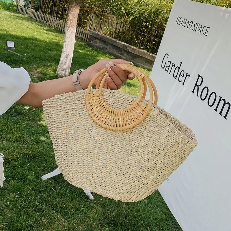 

Vintage Women Straw Round Rattan Bags Summer Handmade Woven Beach Bags Ladies Circle Shoulder Bag Bohemia Girls Travel Handbags
