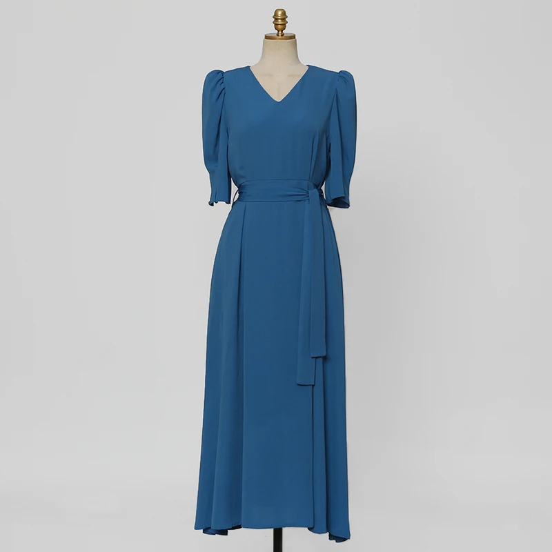 Женское платье во французском стиле элегантное с V-образным вырезом поясом и