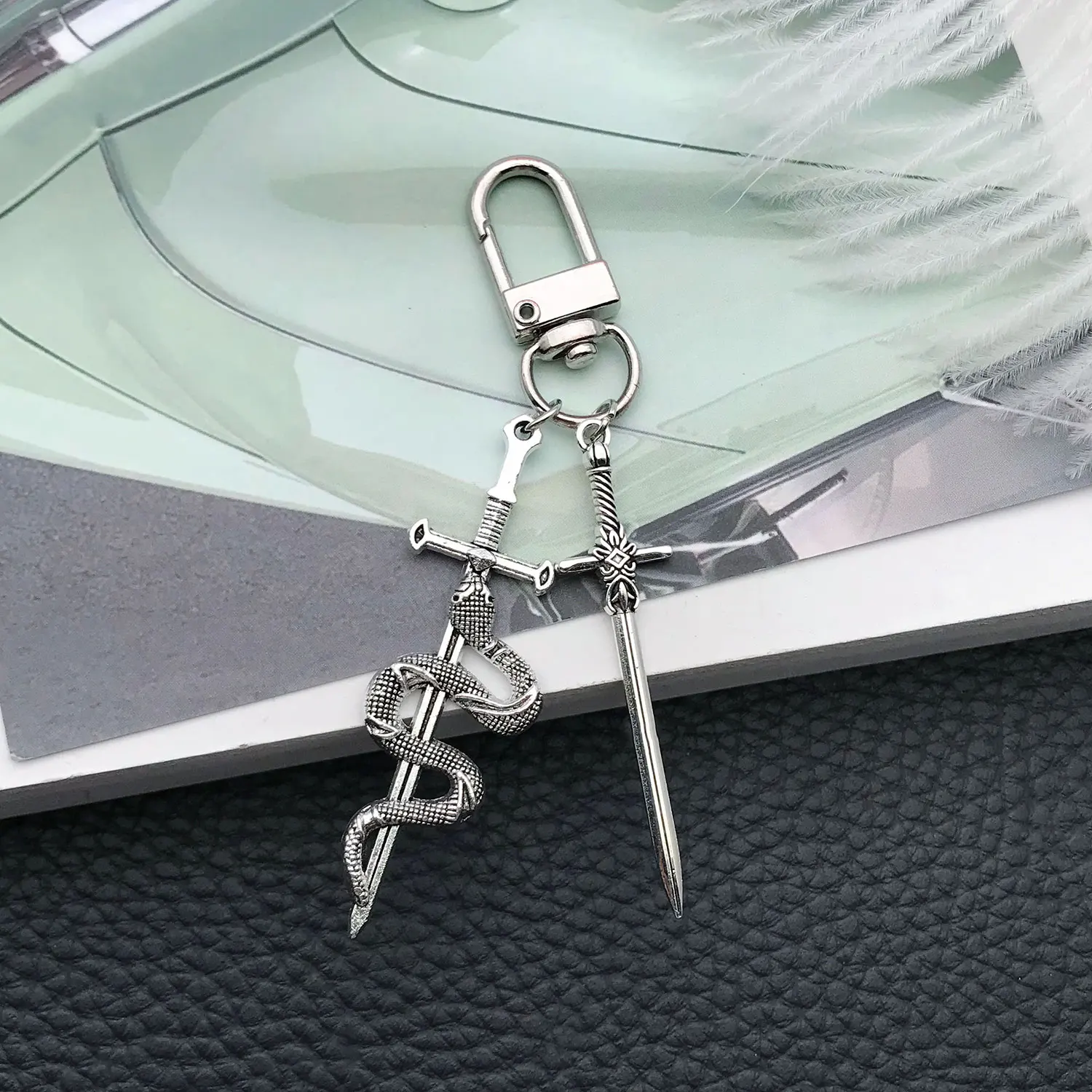 20 шт. набор закладок в виде искусственного меча для мужчин и женщин