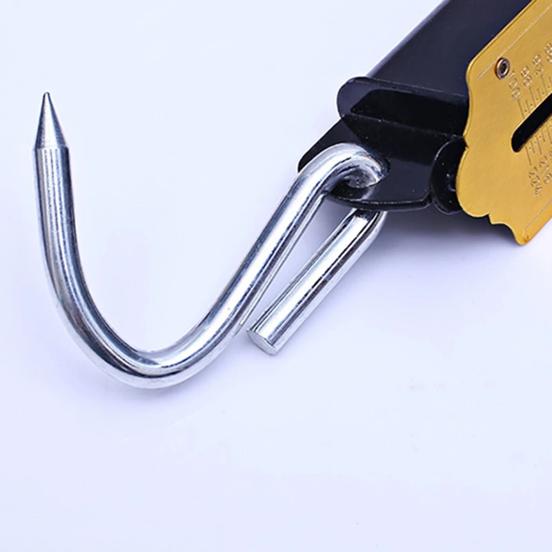

Portable Scale with Luminous Display Fishing Scale with Hook Mechanical Scale Old Style Hanging Scale for Home 12/50kg