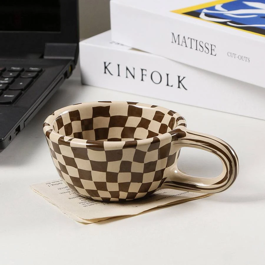 

Korean Ins Chessboard Mug Coffee Cup Good-looking Niche Ceramic Breakfast Latte Cup Couple Water Cups Retro Mugs
