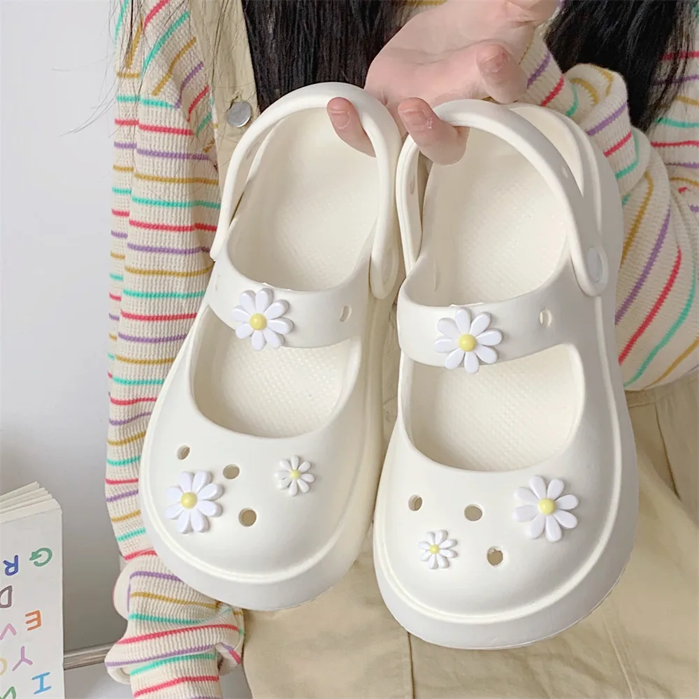 

Шлепанцы для сада «сделай сам», сандалии на толстой подошве из ЭВА, с дырками, симпатичные, с маленькими цветами, для улицы, обувь для Лолиты, 2023