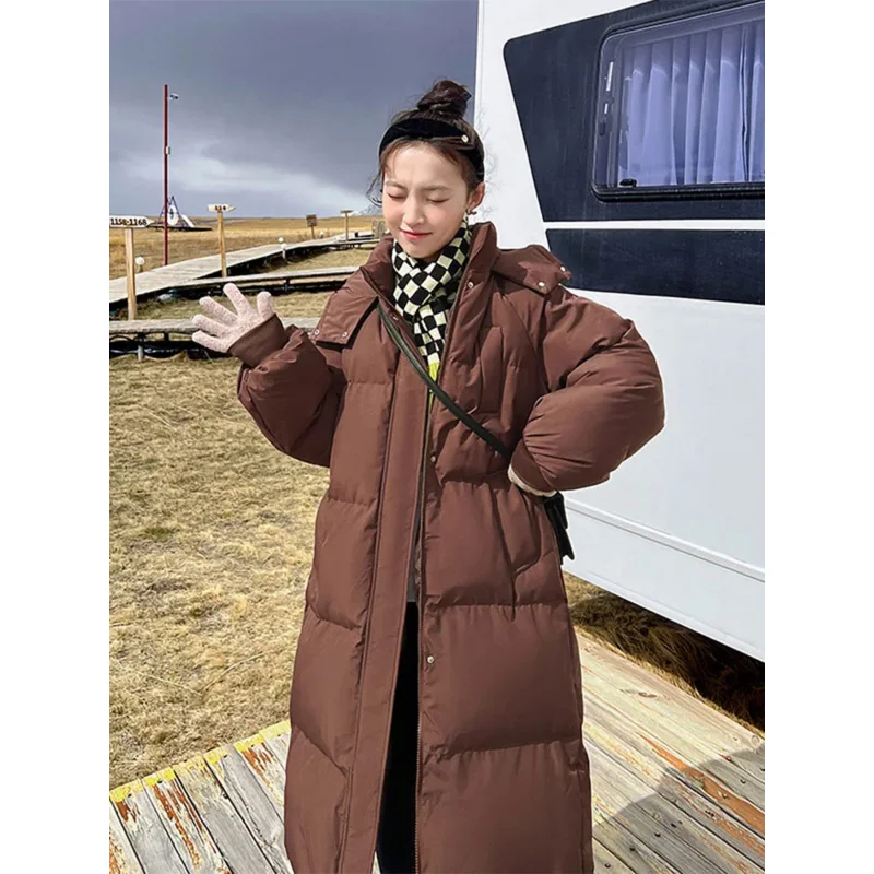 Рисунок 4 - Утепленное длинное женское пальто 2023