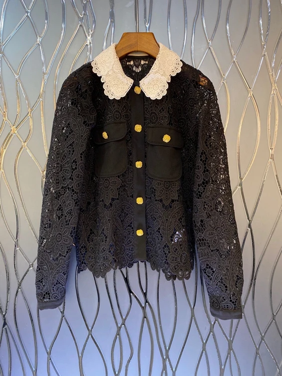 

2022 new women fashion long-sleeved sexy black and white colorblock doll collar hollow water-soluble high-end shirt top 720
