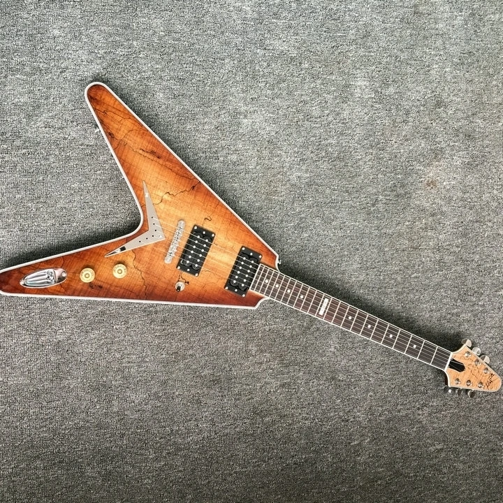 

Oem Летающая V электрическая гитара Кленовая верхняя хромированная фурнитура EMG пикап, цвет коричневый, бесплатная доставка