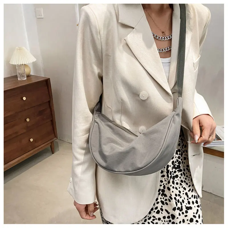 Fashion Crossbody Bag Casual Women Shoulder Bags Female Shopping Handbag for Women Solid Color Nylon Messenger Bag Wallet Packet