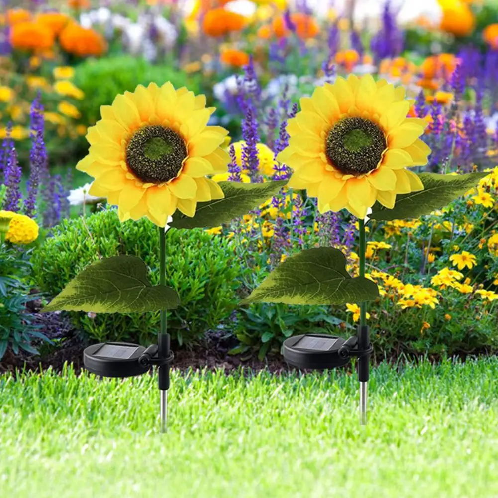 

LED Solar Lamp Realistic Looking IP65 Waterproof Automatic Charging Garden Landscape Outdoor Sunflower LED Lawn Lamp