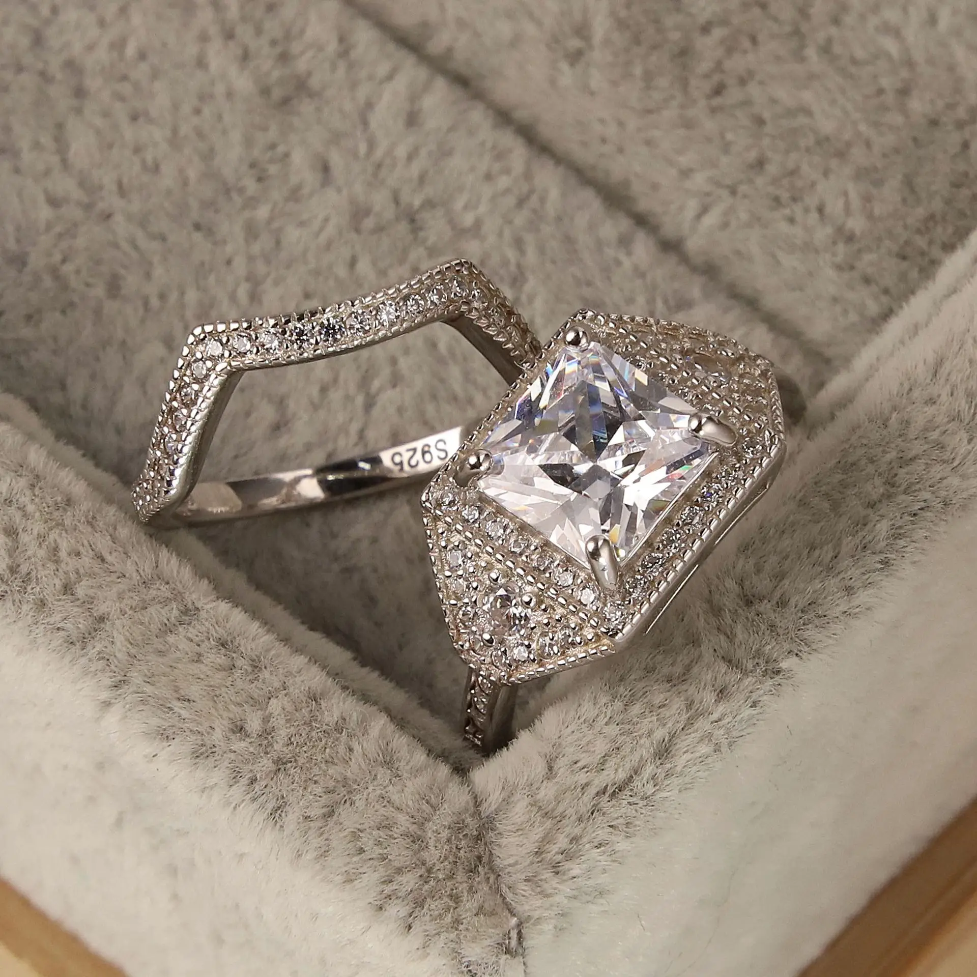 

s925 silver diamond square ring European and American exaggerated design men's ring engagement ring