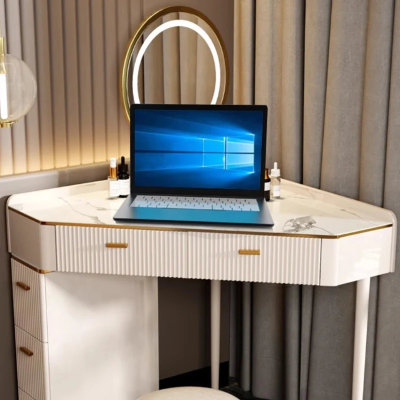 Угловой туалетный столик для главной спальни небольшой угловой прикроватный