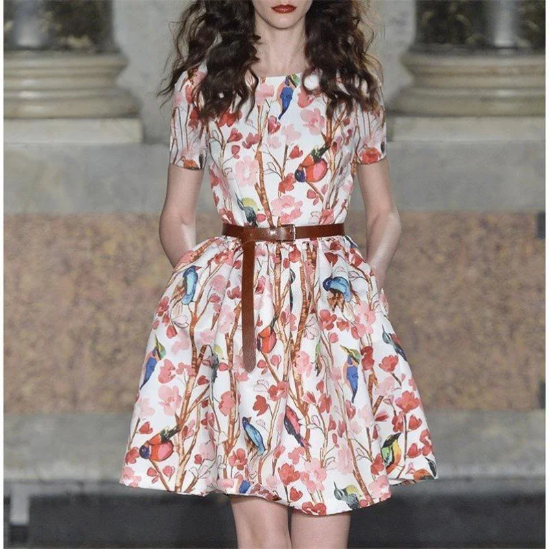 

Summer2021New Women's European and American Fashion Printed Short-Sleeved Dress Mid-Length Waist SlimmingAWord Skirt