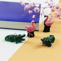 10pcs fashion flamingo corcodile charms resin cabochons glitter necklace keychain pendant diy making accessories