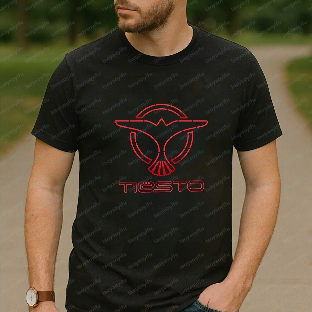 Фото Футболка с принтом DJ Tiesto - модная унисекс-футболка с короткими рукавами, подходящая как для мужчин, так и для женщин, удобная футболка. №1