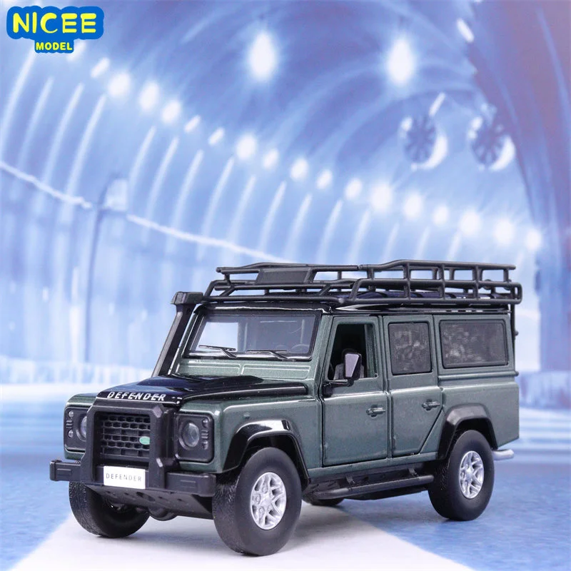 

1:32 Land Rover Defender off-road car Simulation Diecast Metal Alloy Model car Sound Light Pull Back Collection Kids Toy F363