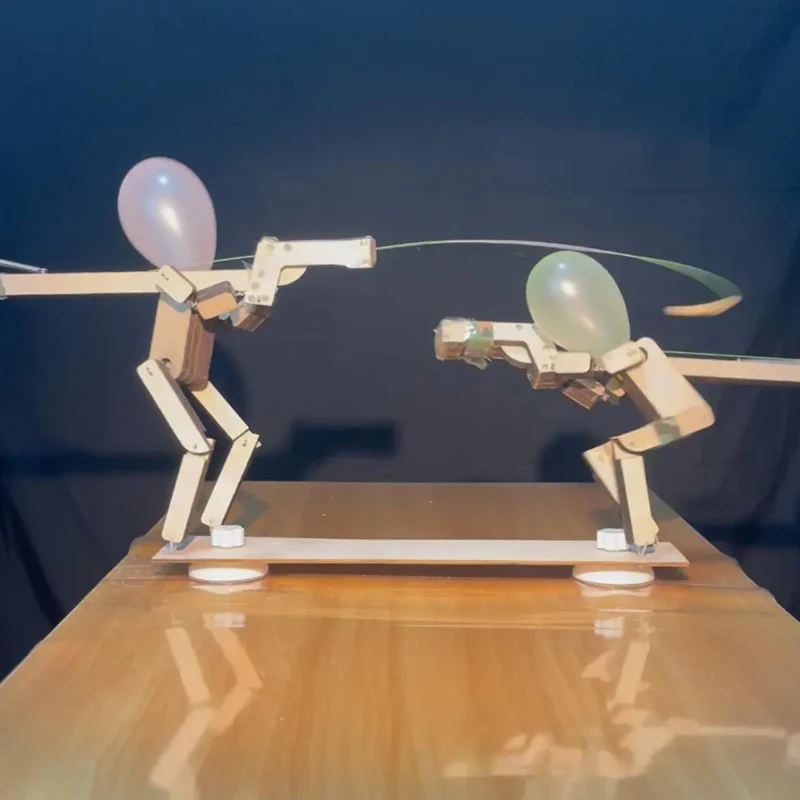 

Деревянный набор для дуэли с шариками