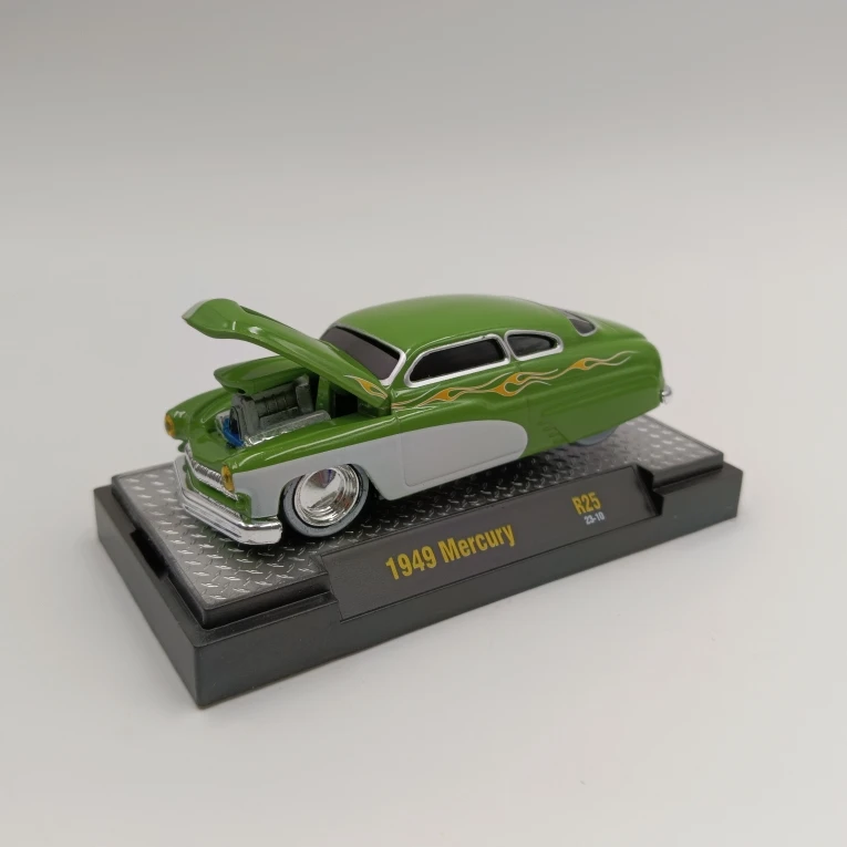 Машинки M2 1/64 Зеленые