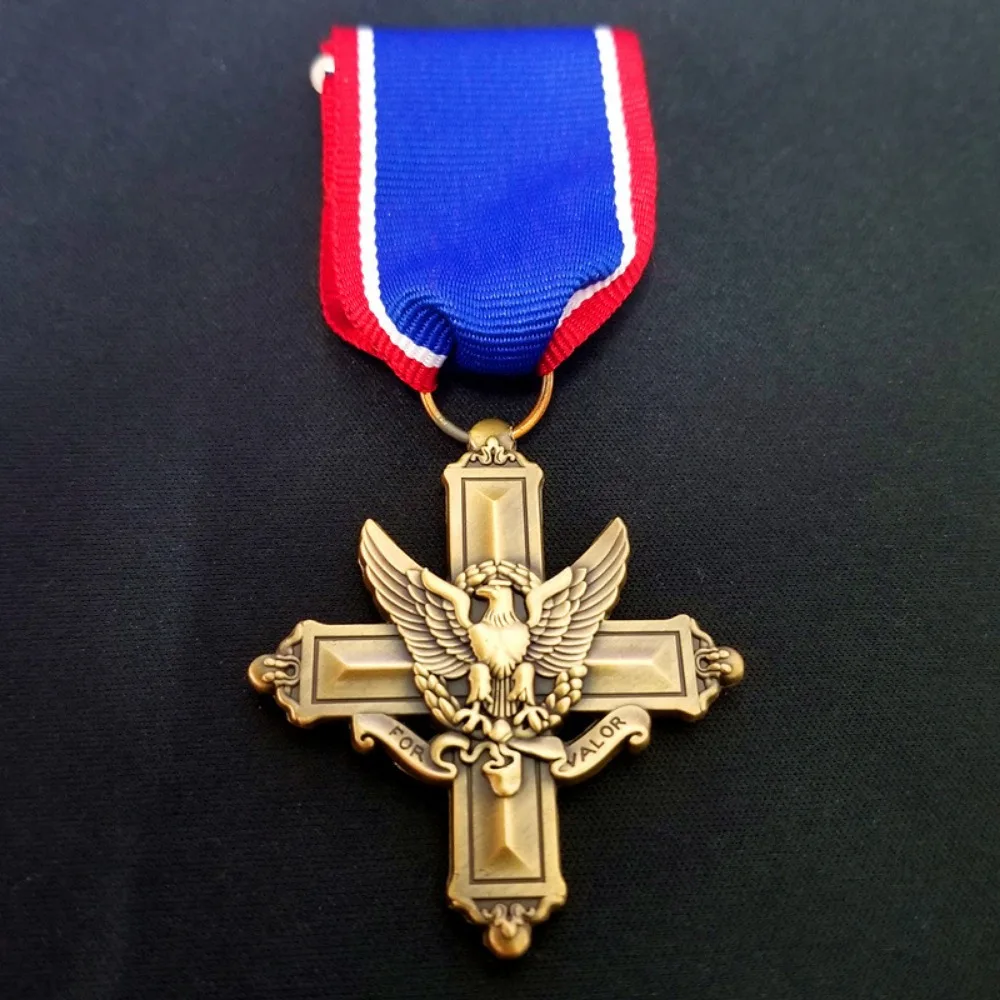 

Копия медали Distinguished Service Cross