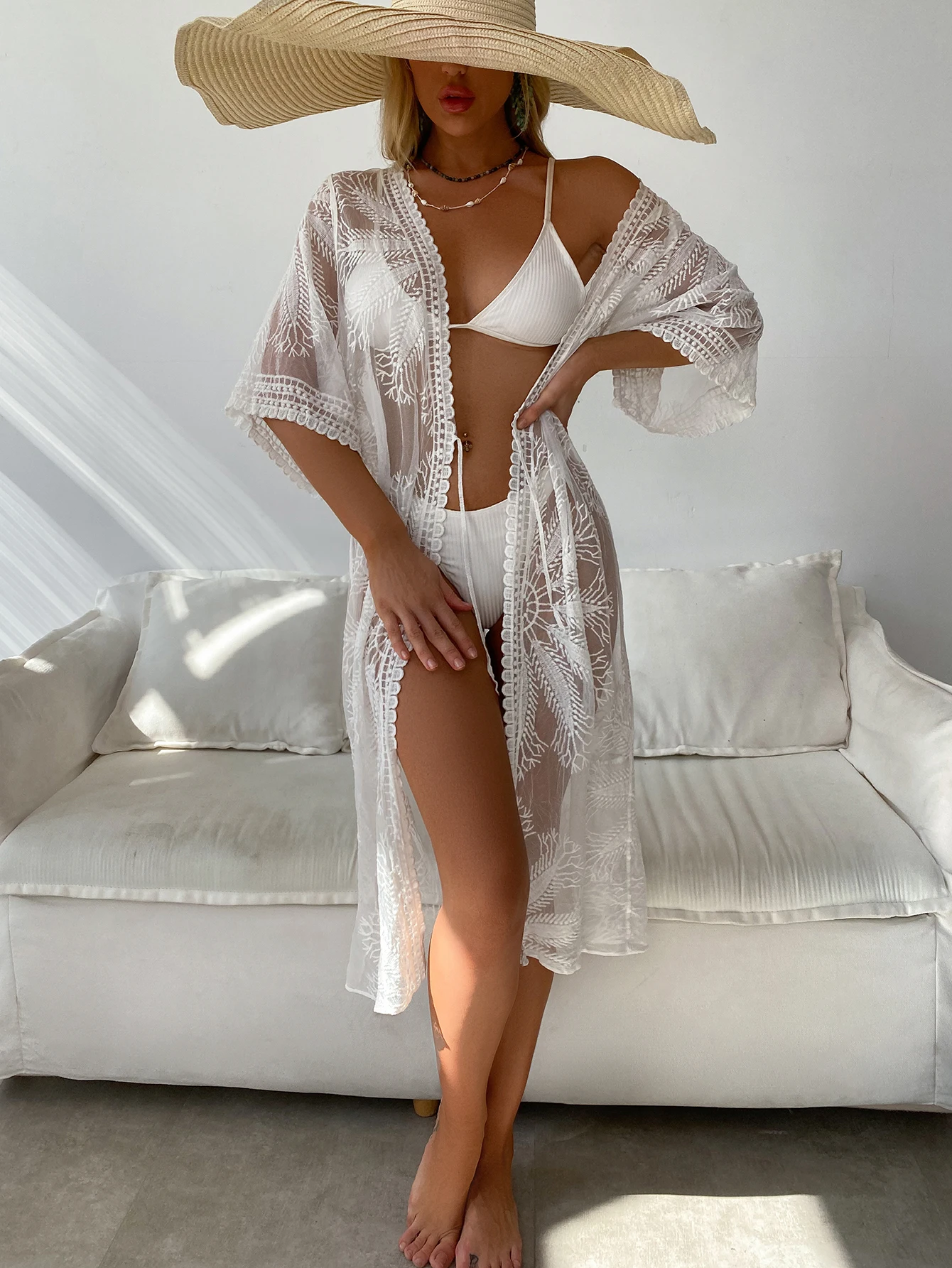 

Женские белые накидки для бикини, прозрачное пляжное платье с цветочной вышивкой, рукавом до локтя и завязкой для женщин